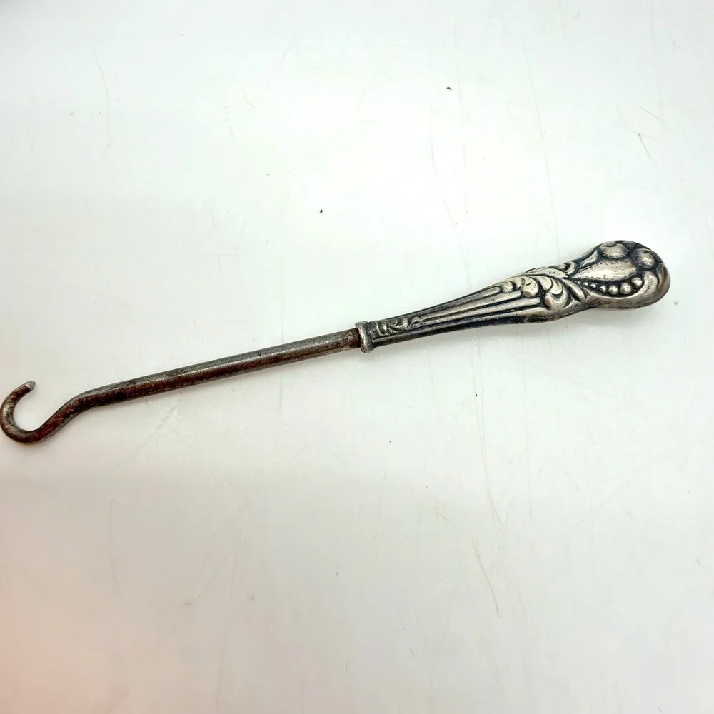 Antique Sterling Silver Button Hook Ornate Floral Scroll Handle Tool‎